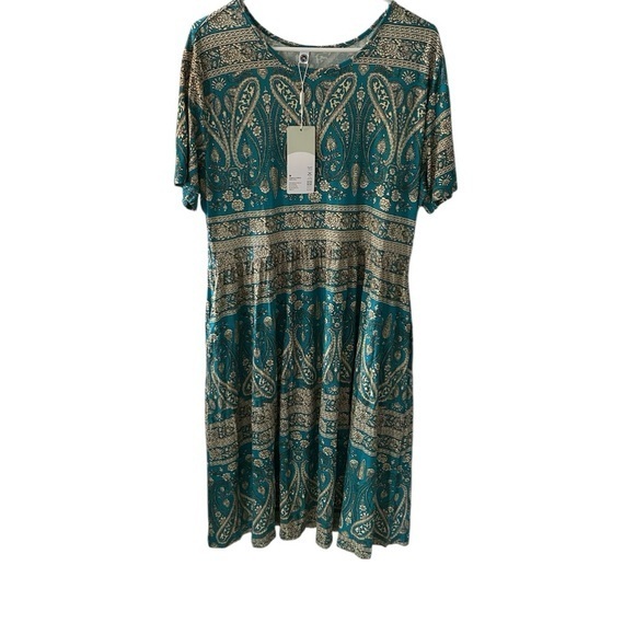 Poseshe Dresses & Skirts - NWT Poseshe size 2x Teal and Tan Paisley Dress
